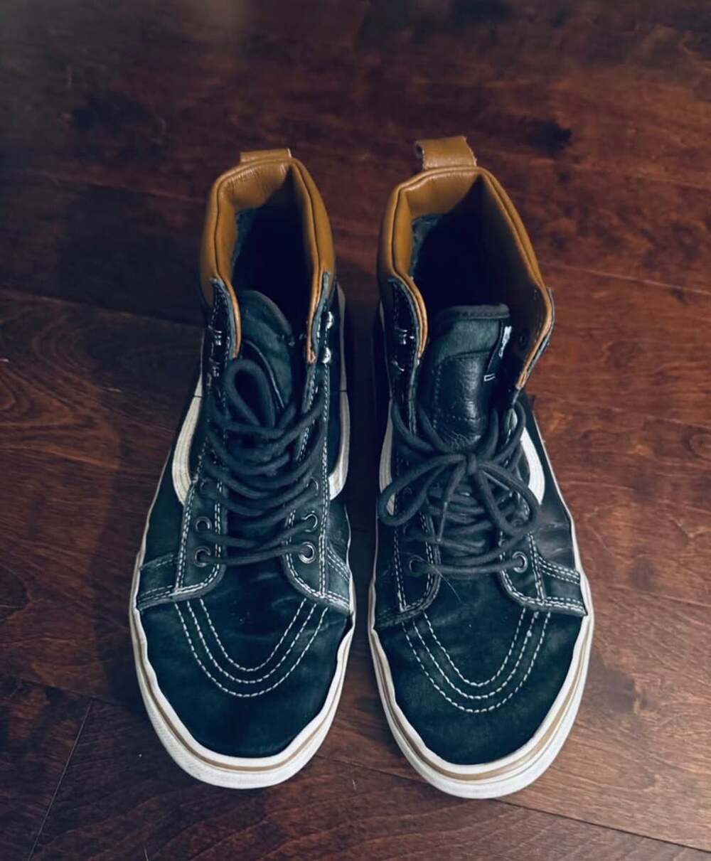 Vans Sk8-Hi MTE Size 10.5 Black Leather Scotchgard High Tops